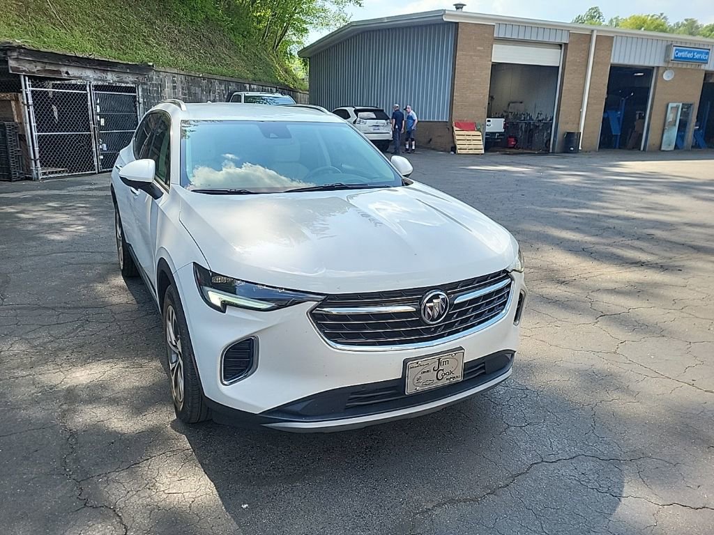 Used 2021 Buick Envision Essence w/ Technology Package I FWD image 3