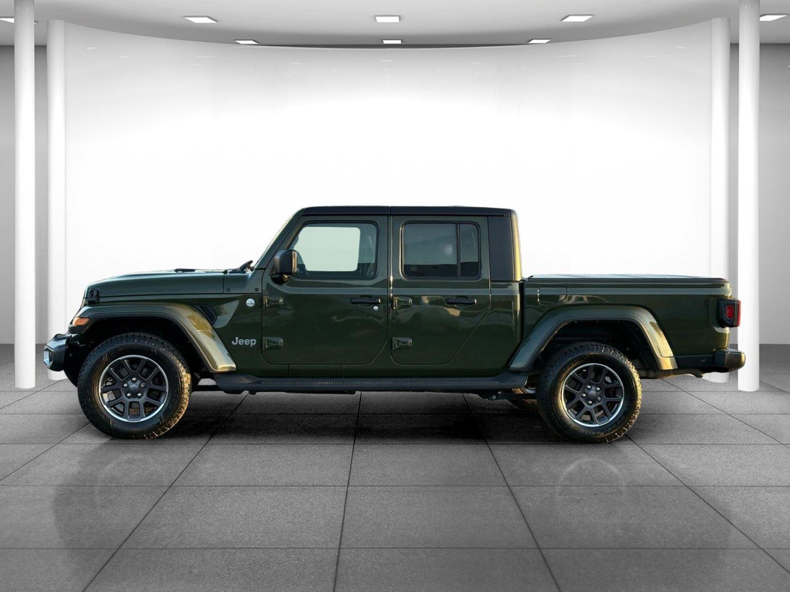 Used 2021 Jeep Gladiator Overland w/ Popular Equipment Package image 4