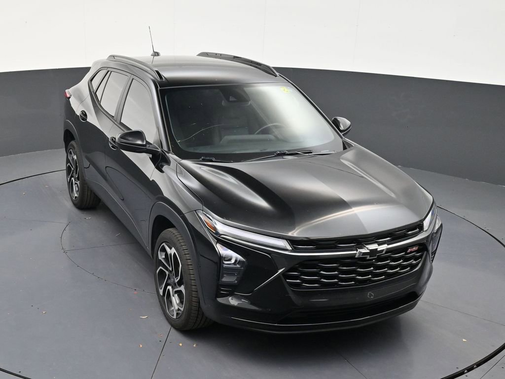 Used 2024 Chevrolet Trax RS FWD image 18