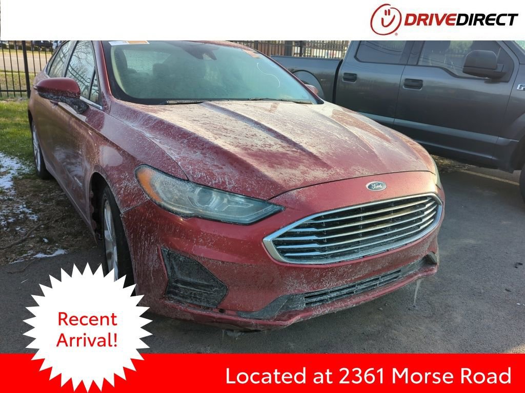 Used 2019 Ford Fusion SE image 1