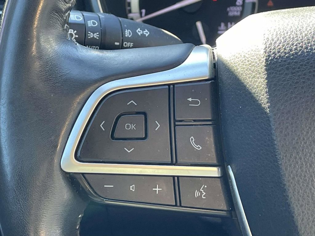 Used 2022 Toyota Highlander Platinum image 29