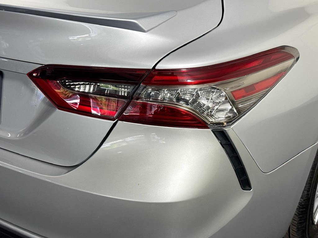 Used 2022 Toyota Camry SE w/ Convenience Package FWD image 33