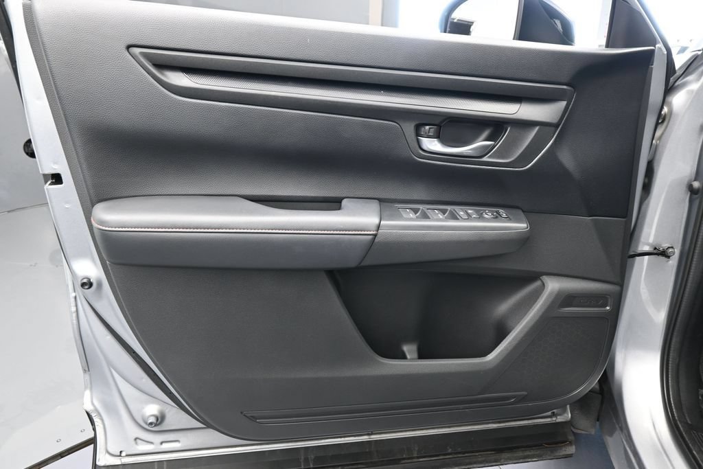 Used 2024 Honda CR-V Sport image 28
