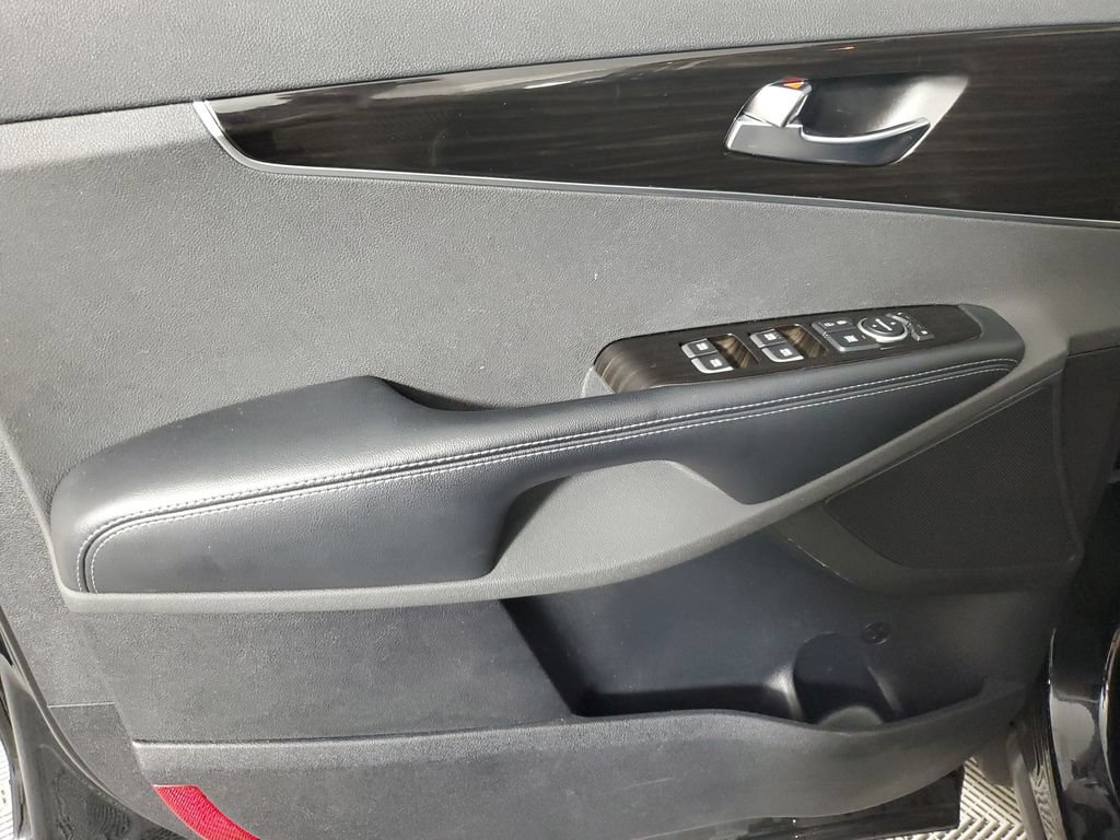 Used 2019 Kia Sorento EX FWD image 17