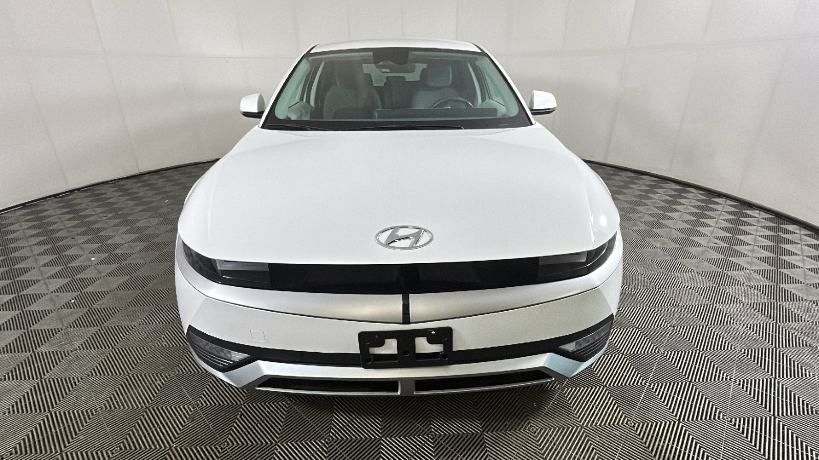 Used 2024 Hyundai Ioniq 5 SEL AWD/4WD image 9