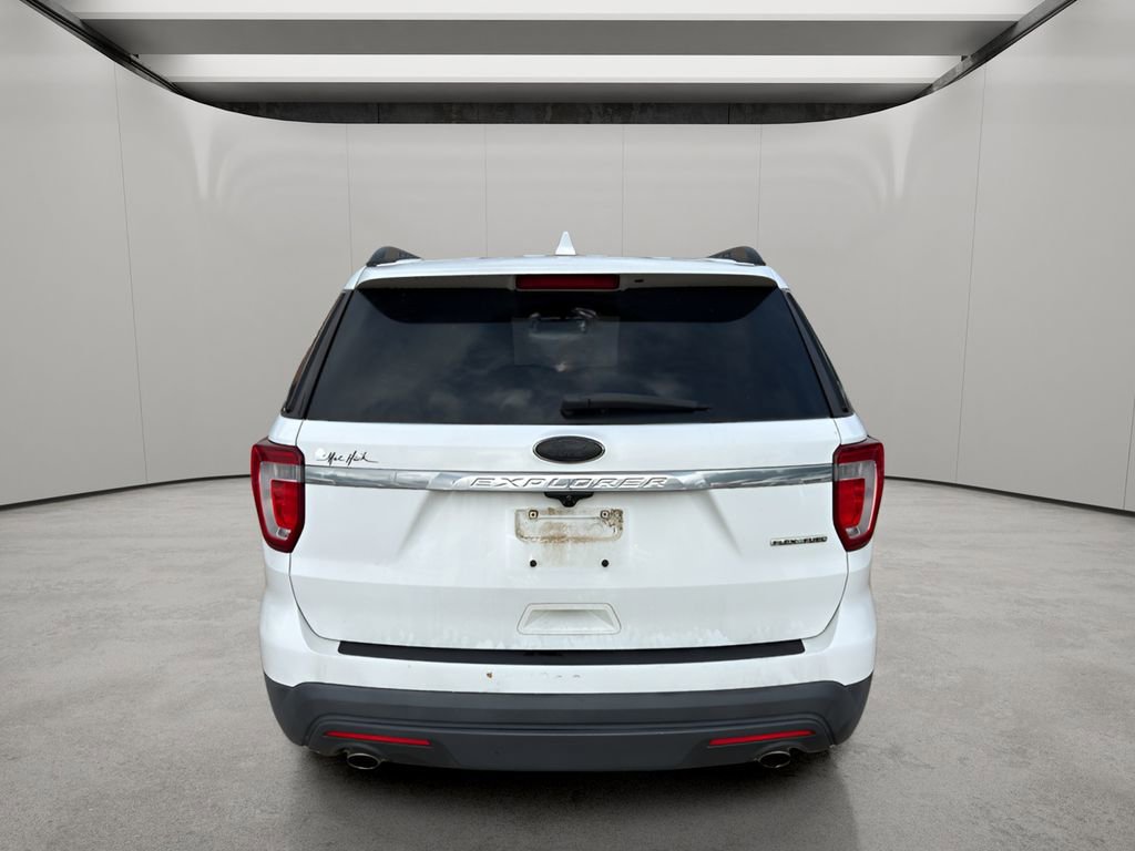 Used 2016 Ford Explorer FWD image 4