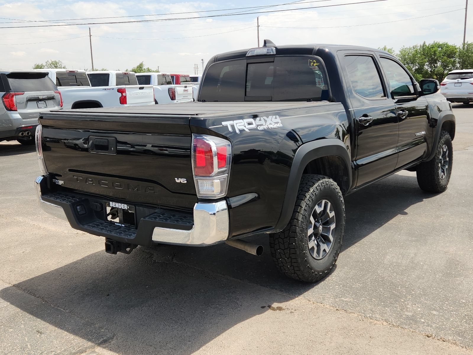 Used 2023 Toyota Tacoma TRD Off-Road AWD/4WD image 4