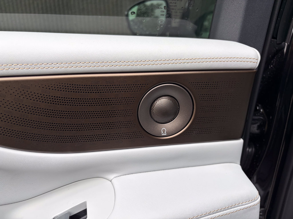 New 2027 Lincoln Navigator Black Label AWD/4WD image 26