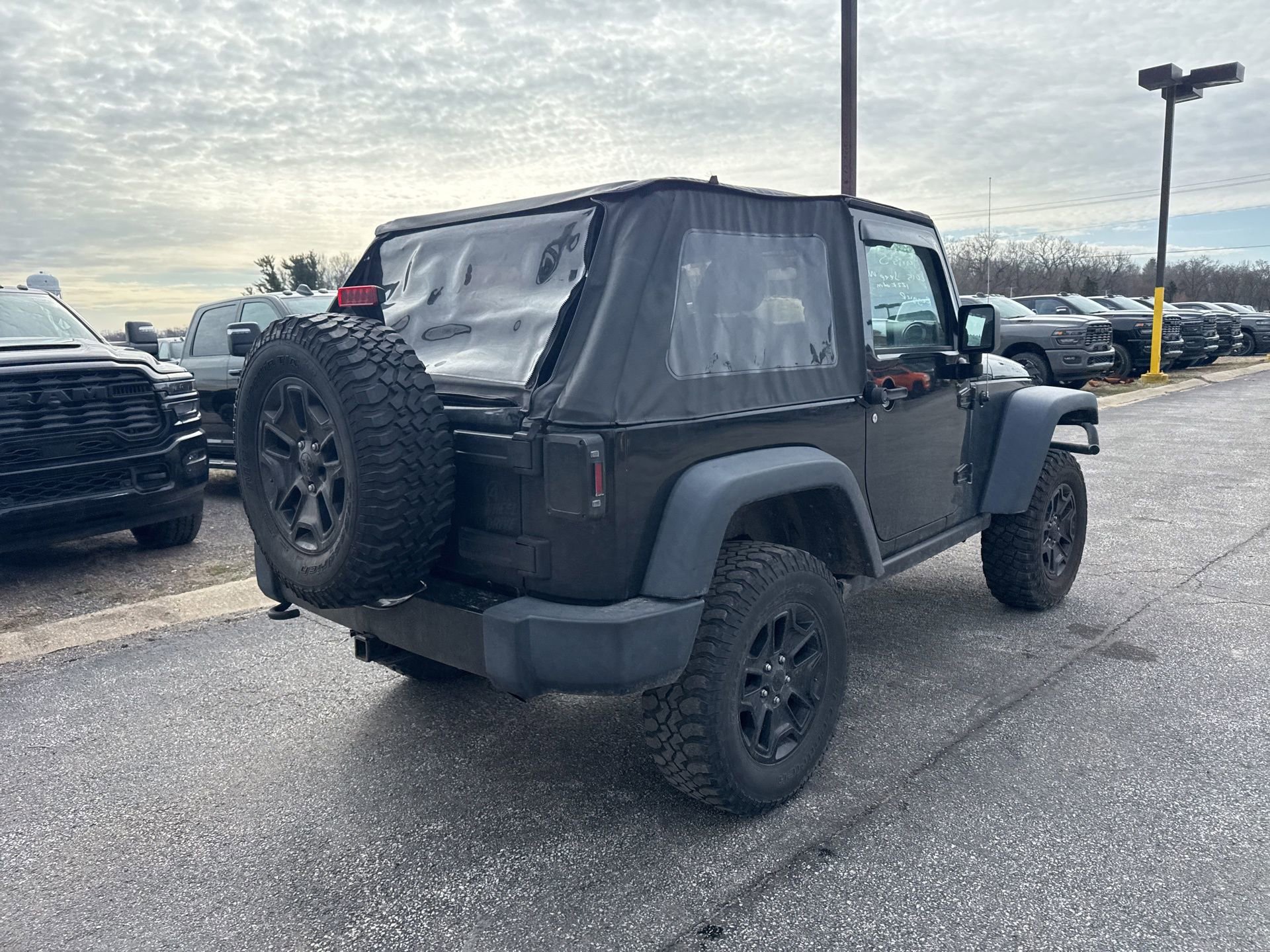 Used 2015 Jeep Wrangler Sport image 7