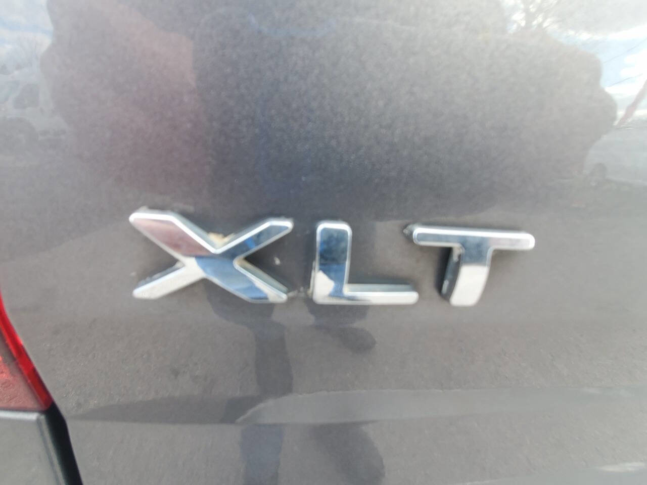 Used 2013 Ford Explorer XLT image 29