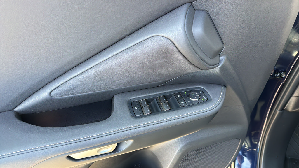 Used 2026 Lexus TX 500h AWD w/ Technology Package image 11