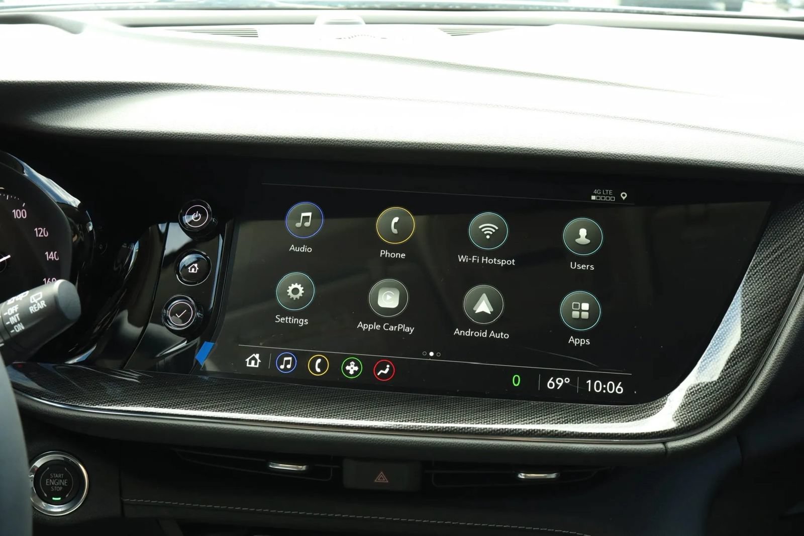 Used 2023 Buick Envision Essence AWD/4WD image 23
