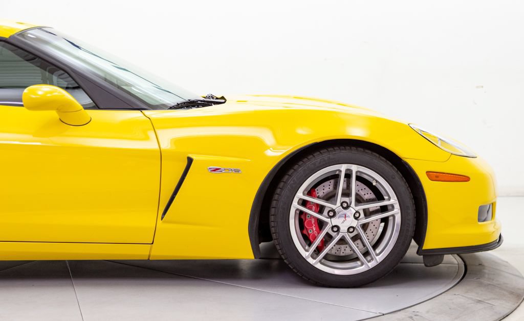 Used 2007 Chevrolet Corvette Z06 w/ Preferred Equipment Group RWD image 18