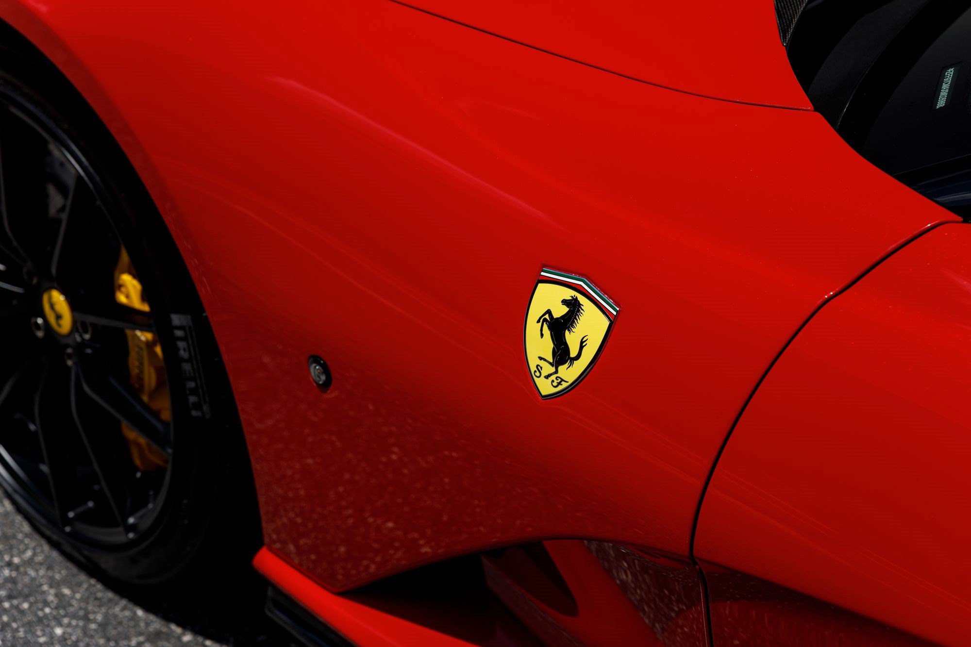 Used 2021 Ferrari 812 GTS RWD image 43