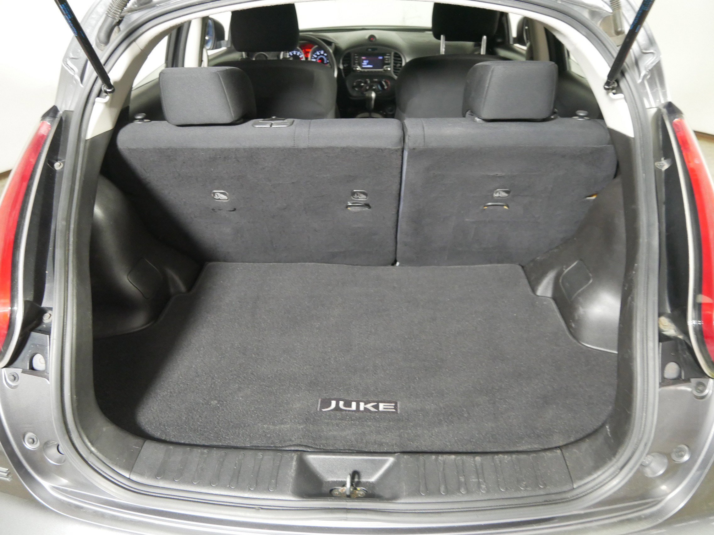 Used 2015 Nissan Juke S image 18