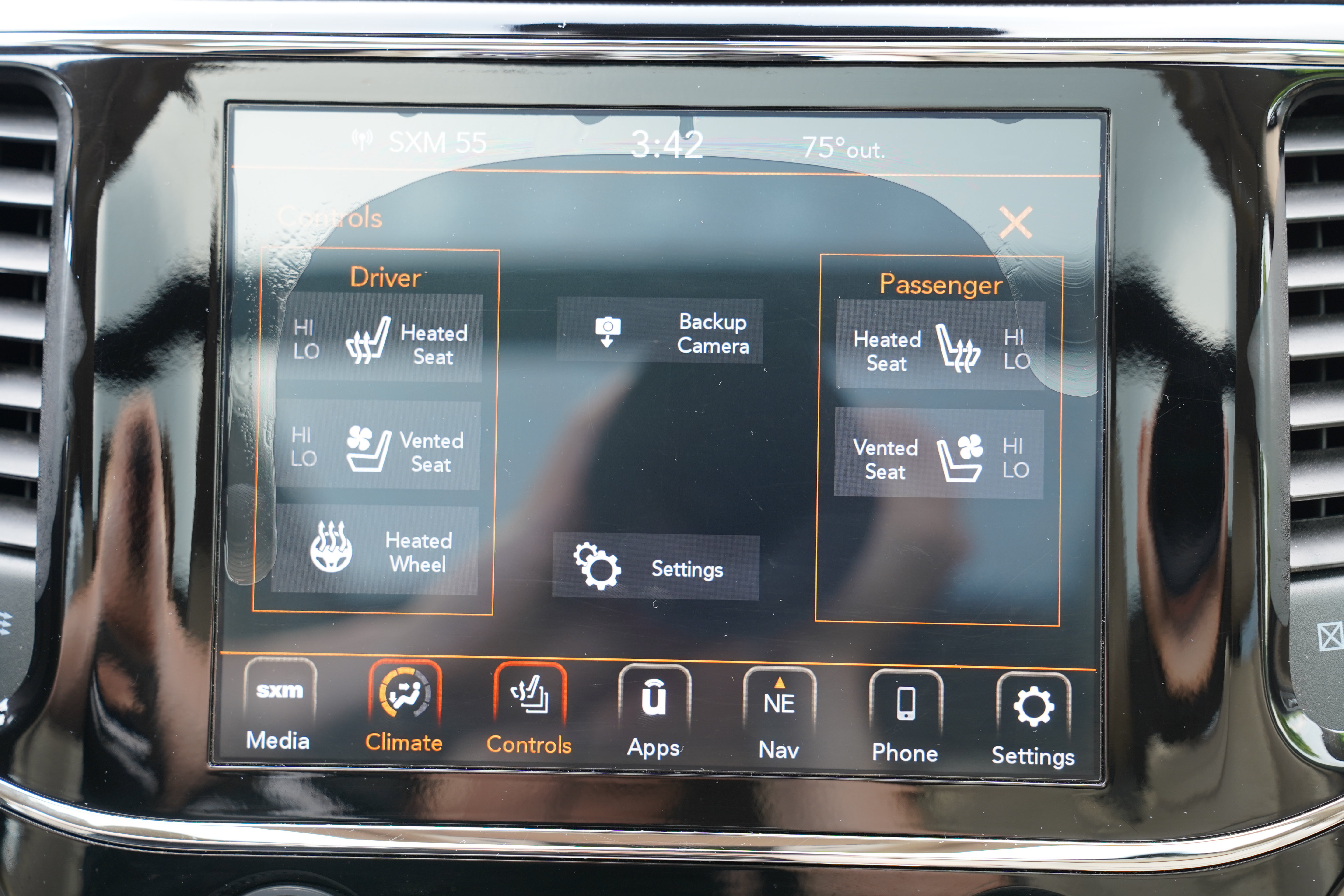 Used 2020 Jeep Grand Cherokee Summit w/ Platinum Series Group AWD/4WD image 25