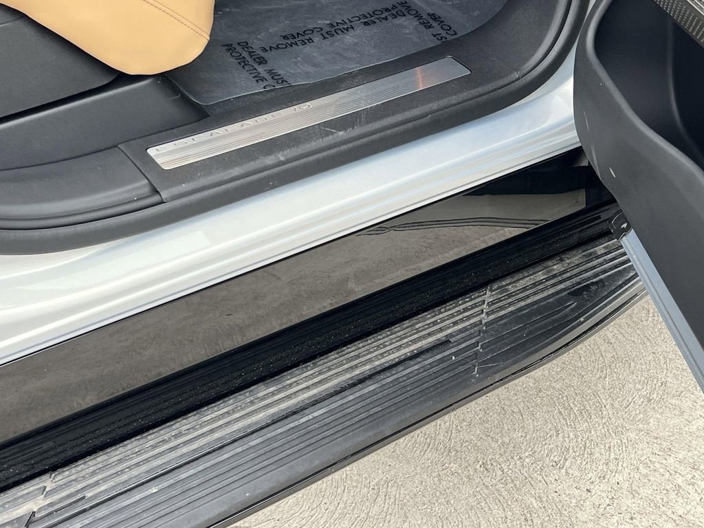 New 2025 Cadillac Escalade IQ Luxury 2 image 36