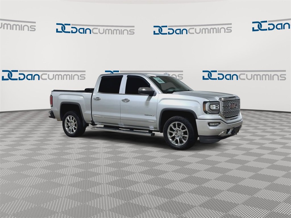 Used 2017 GMC Sierra 1500 Denali image 2
