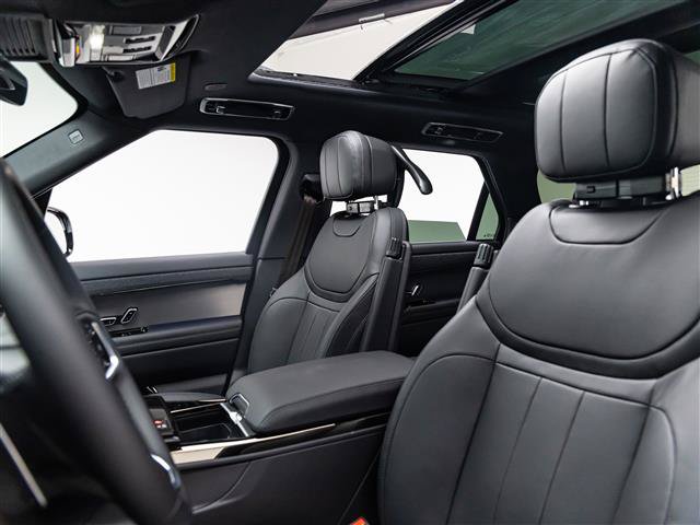 New 2027 Land Rover Range Rover Sport SE AWD/4WD image 15