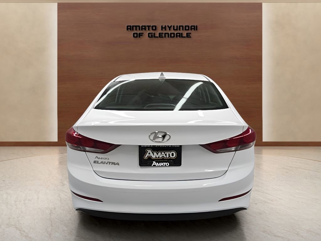 Used 2018 Hyundai Elantra SEL w/ Cargo Package FWD image 5