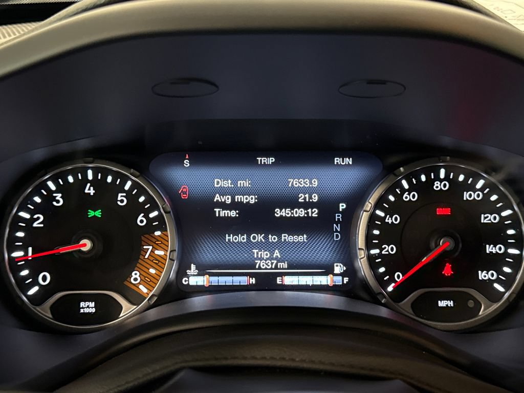 Used 2023 Jeep Renegade Trailhawk w/ Trailhawk Elite Group AWD/4WD image 23