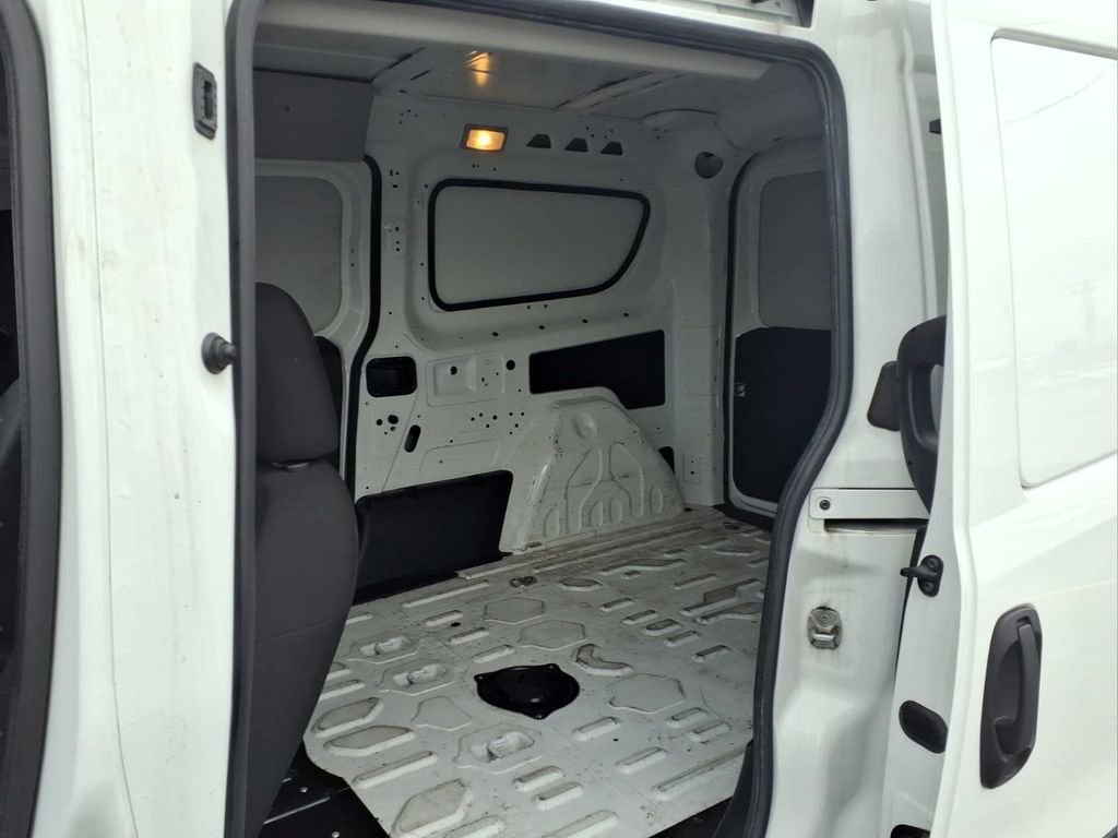 Used 2022 RAM ProMaster City Tradesman FWD image 5