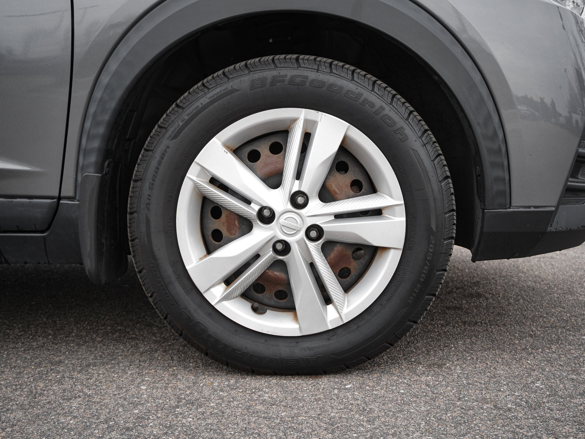 Used 2019 Nissan Kicks S image 13