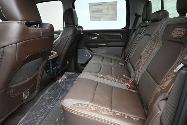 Used 2025 RAM 1500 Limited AWD/4WD image 9