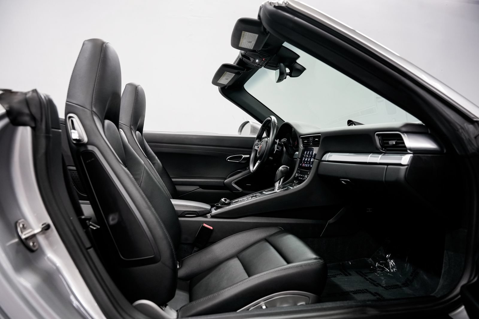 Used 2018 Porsche 911 Carrera S RWD image 28