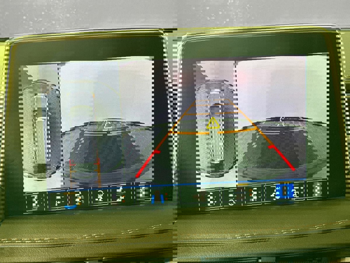 Used 2021 Chevrolet Tahoe High Country image 17