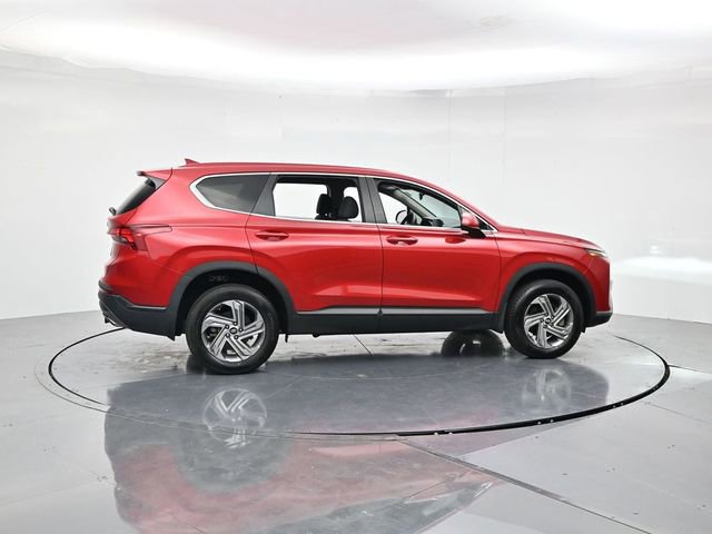 Used 2023 Hyundai Santa Fe SE AWD/4WD image 2