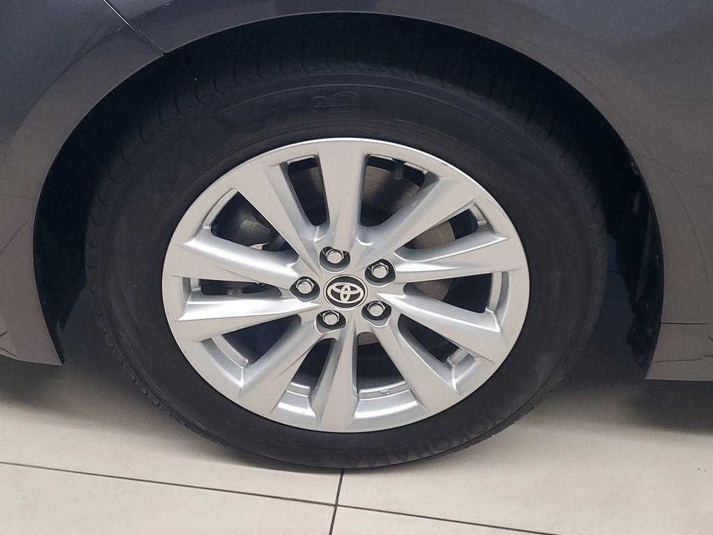 Used 2024 Toyota Corolla SE image 4
