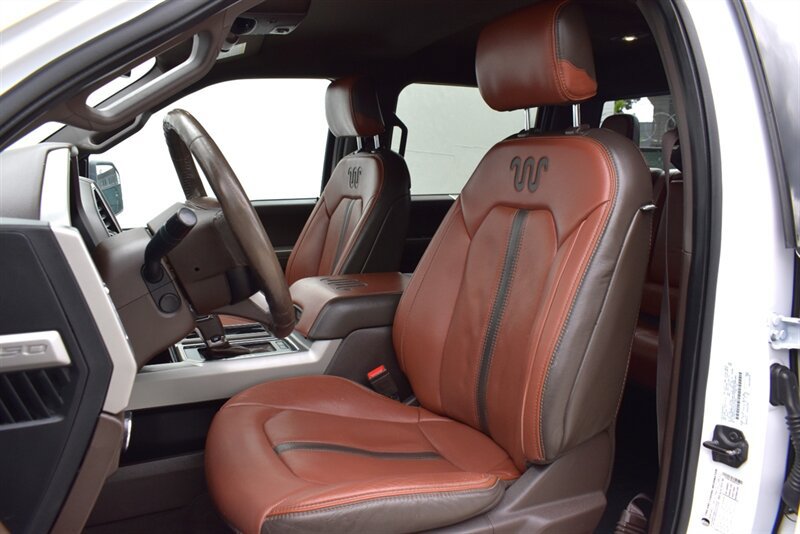 Used 2018 Ford F150 King Ranch w/ Equipment Group 601A Luxury AWD/4WD image 12