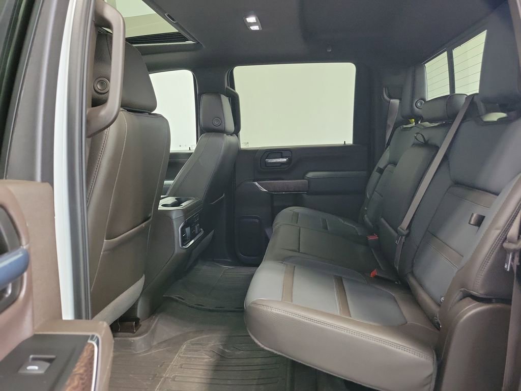 Used 2023 GMC Sierra 2500 Denali w/ Denali Ultimate Package AWD/4WD image 35