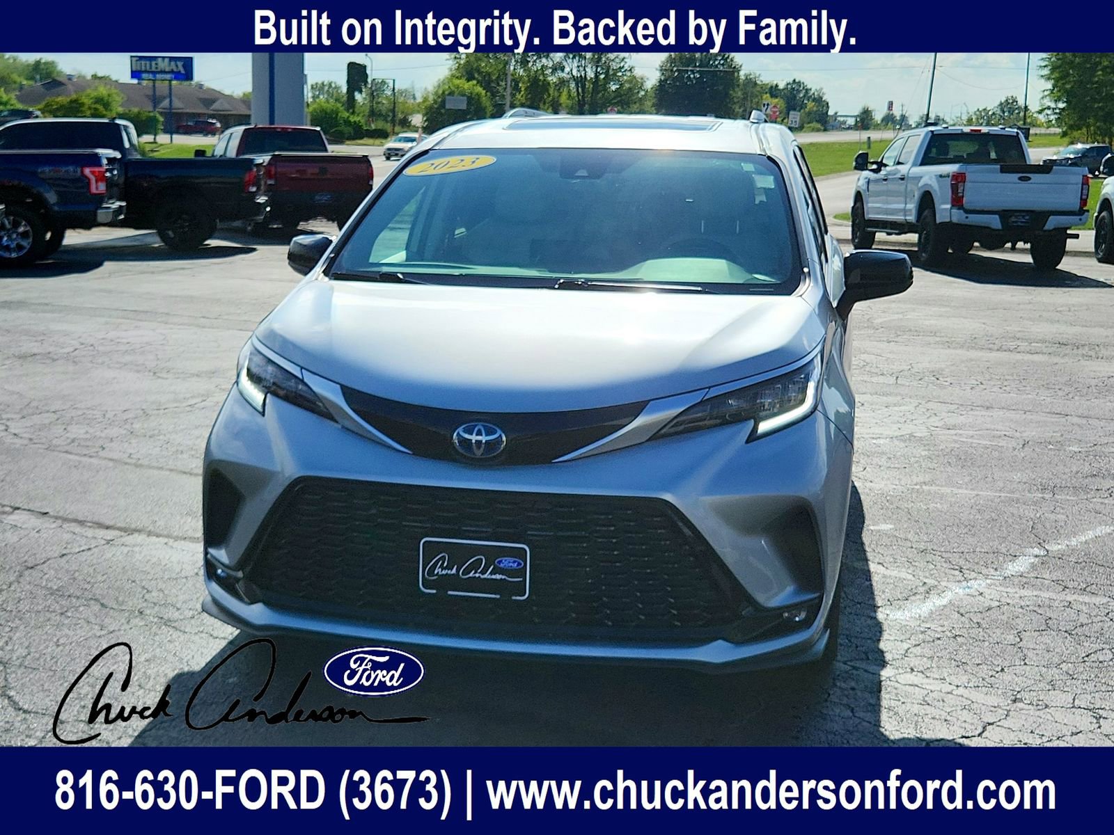 Used 2023 Toyota Sienna XSE w/ XSE Plus Package video 3