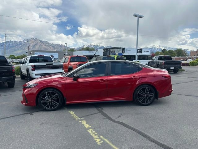 Used 2025 Toyota Camry XSE FWD image 7