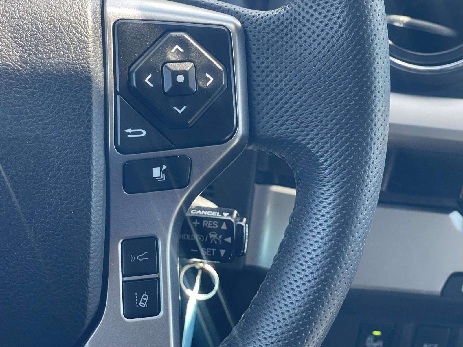 Used 2022 Toyota Tacoma SR5 w/ Technology Package RWD image 21