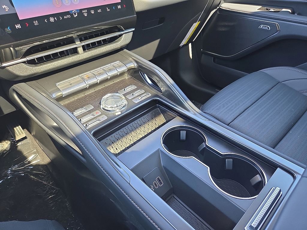 New 2026 Lincoln Nautilus Premier AWD/4WD image 20