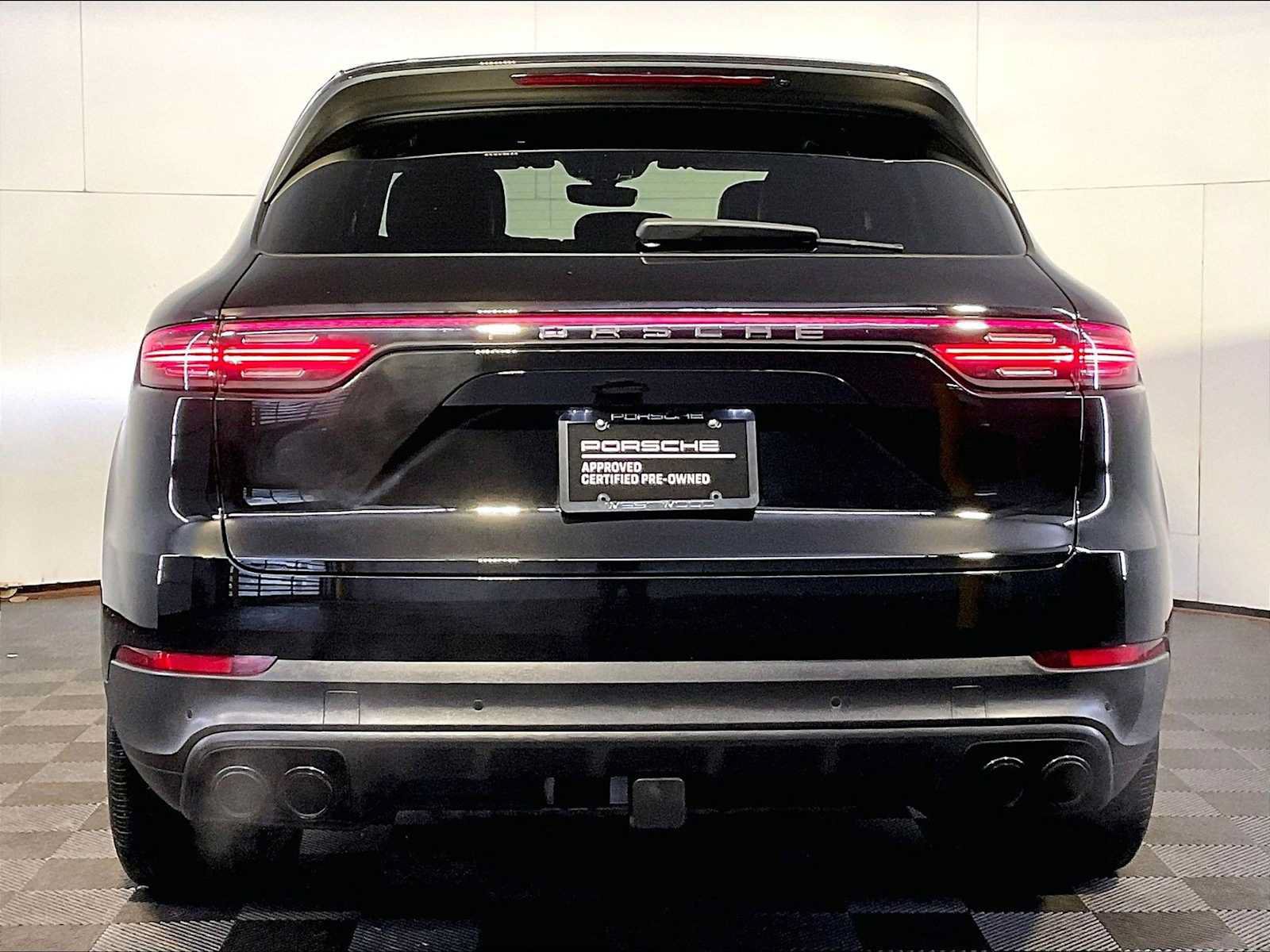 Certified 2023 Porsche Cayenne Platinum Edition AWD/4WD image 6