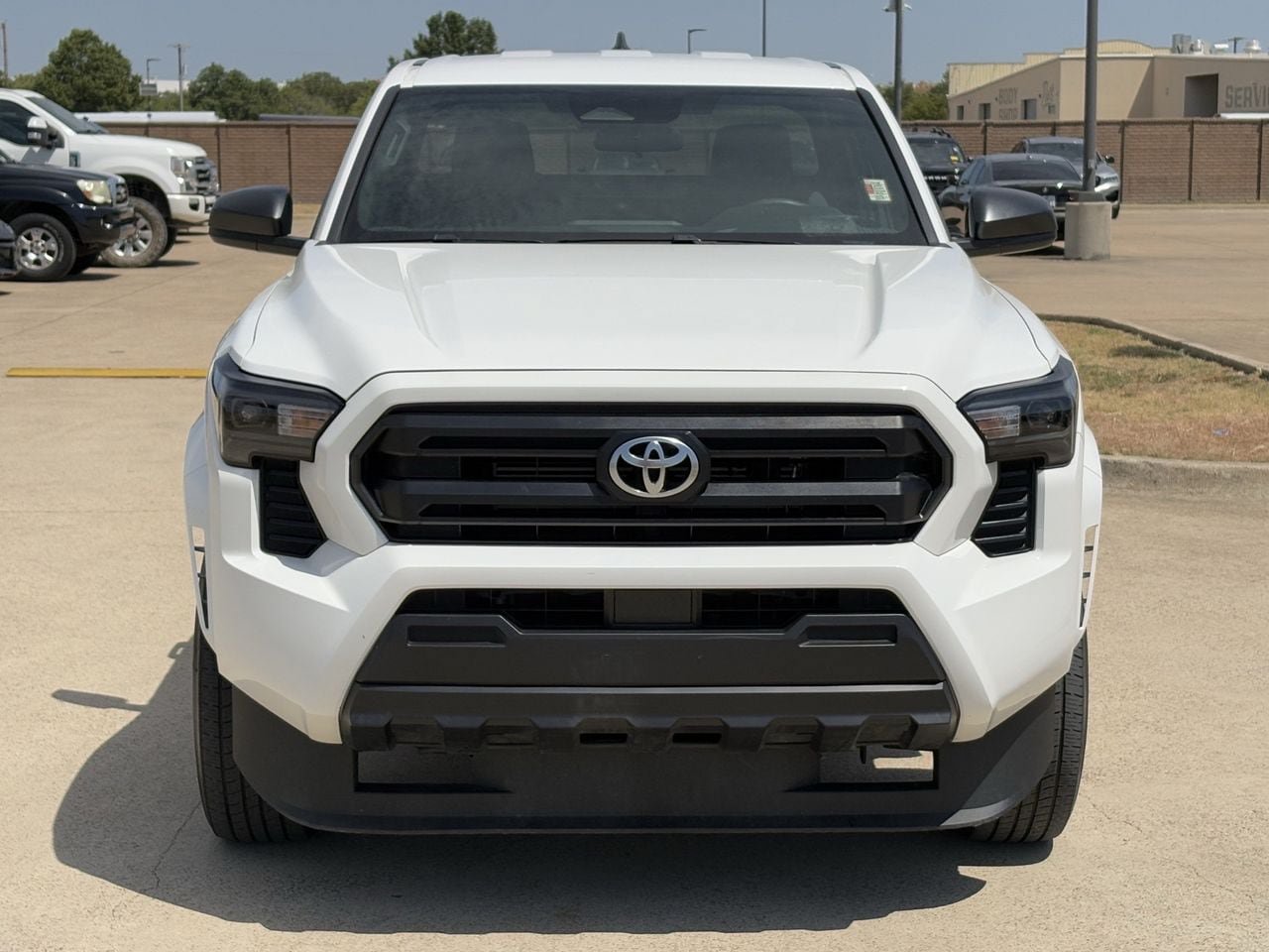 Used 2024 Toyota Tacoma SR RWD image 9