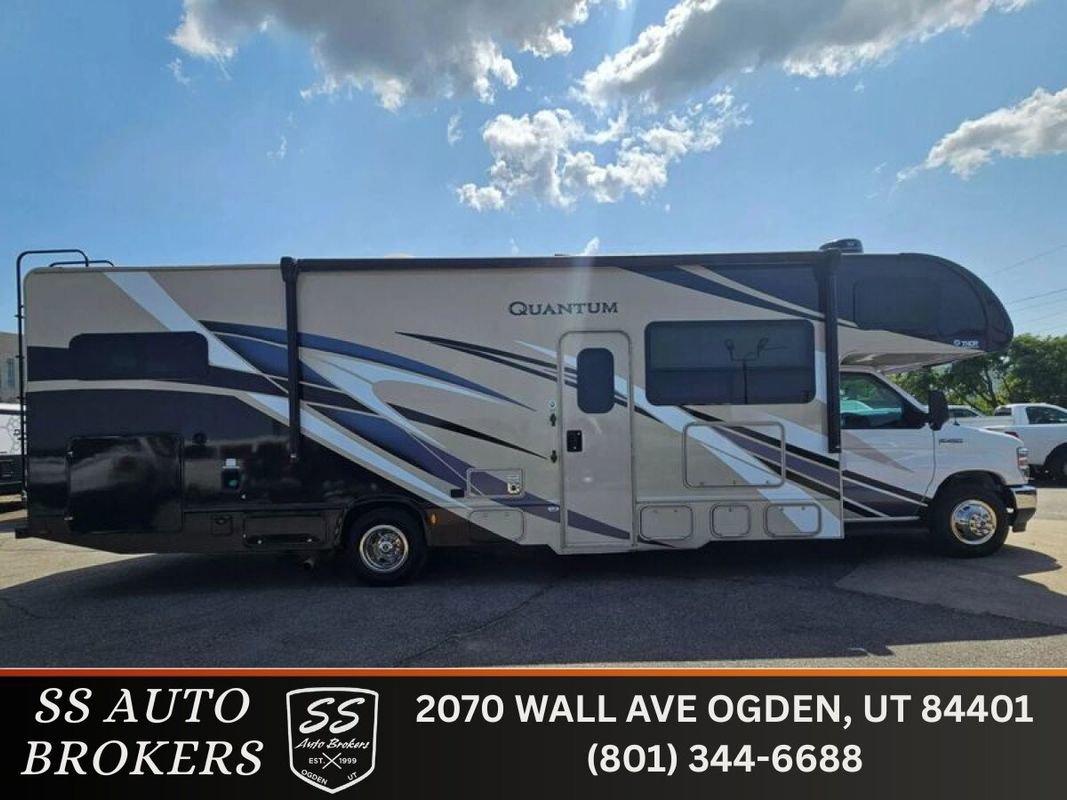 Used 2021 Ford E-450 and Econoline 450 Super Duty w/ Motorhome Prep Package