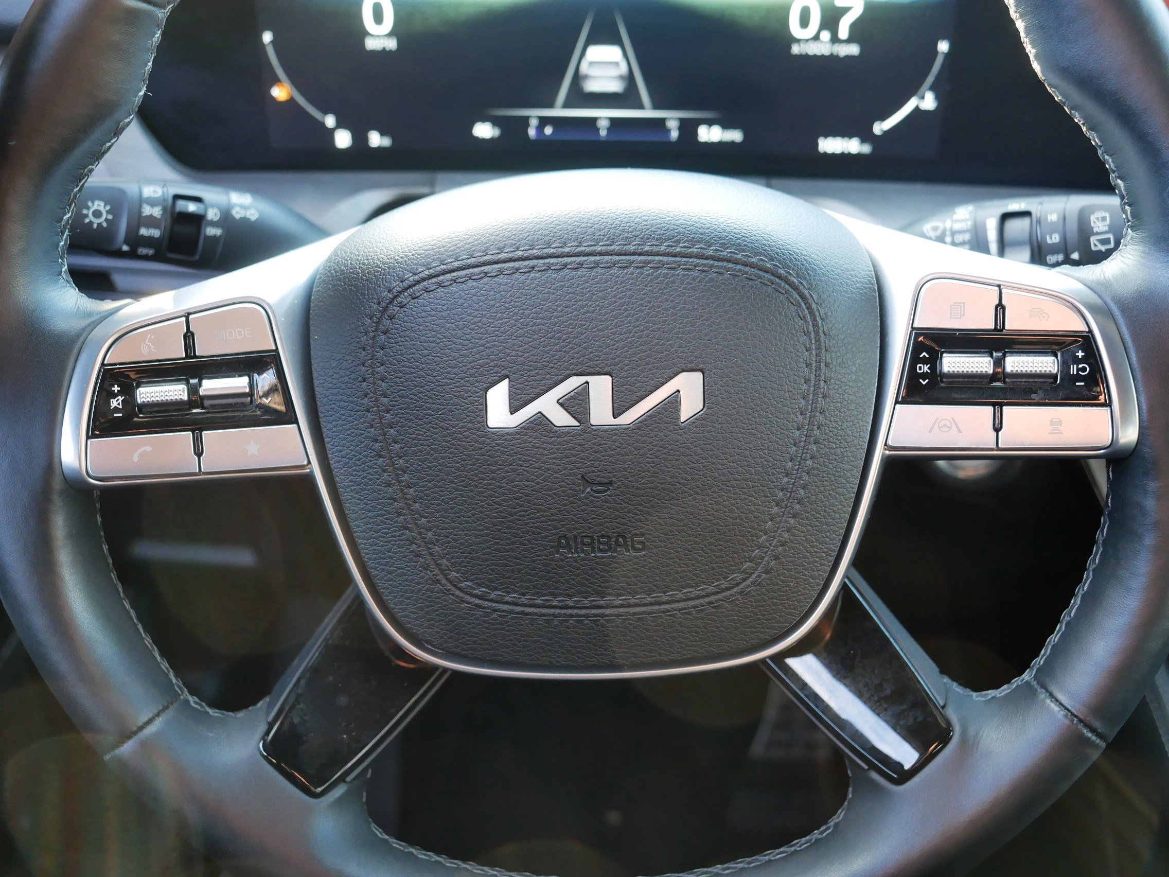 Certified 2024 Kia Telluride SX X-Line image 25