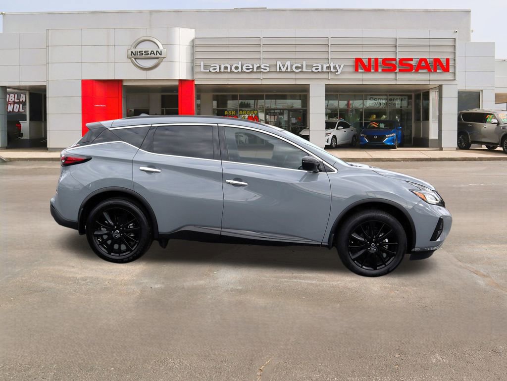 Used 2024 Nissan Murano SV w/ SV Midnight Edition Package image 2