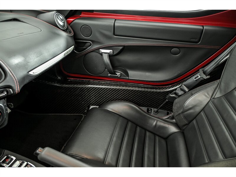 Used 2015 Alfa Romeo 4C Coupe w/ Leather Interior Group RWD image 25