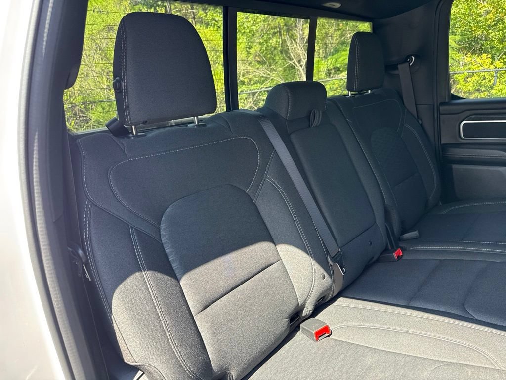 Used 2025 RAM 1500 Big Horn AWD/4WD image 34