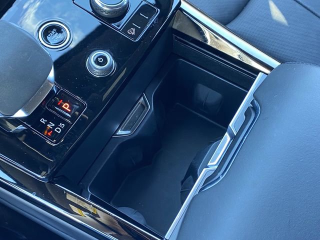 Used 2023 Land Rover Range Rover Sport SE image 18