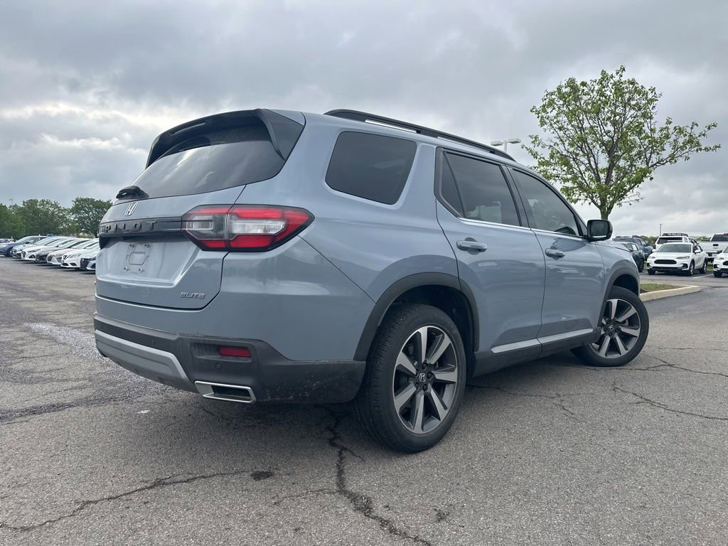 Used 2023 Honda Pilot Elite image 15