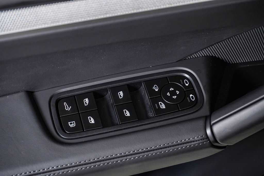 New 2026 Porsche Cayenne S AWD/4WD image 26