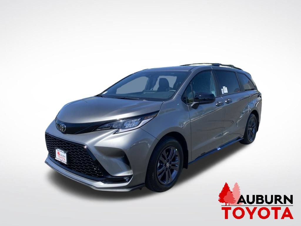 New 2026 Toyota Sienna XSE AWD/4WD image 3