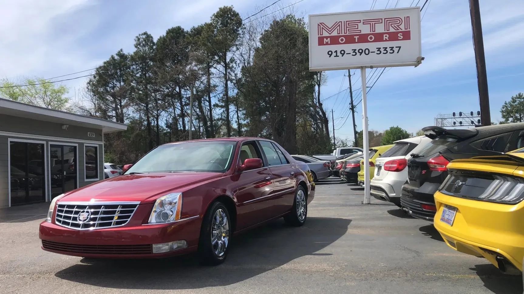Used 2011 Cadillac DTS Platinum image 5
